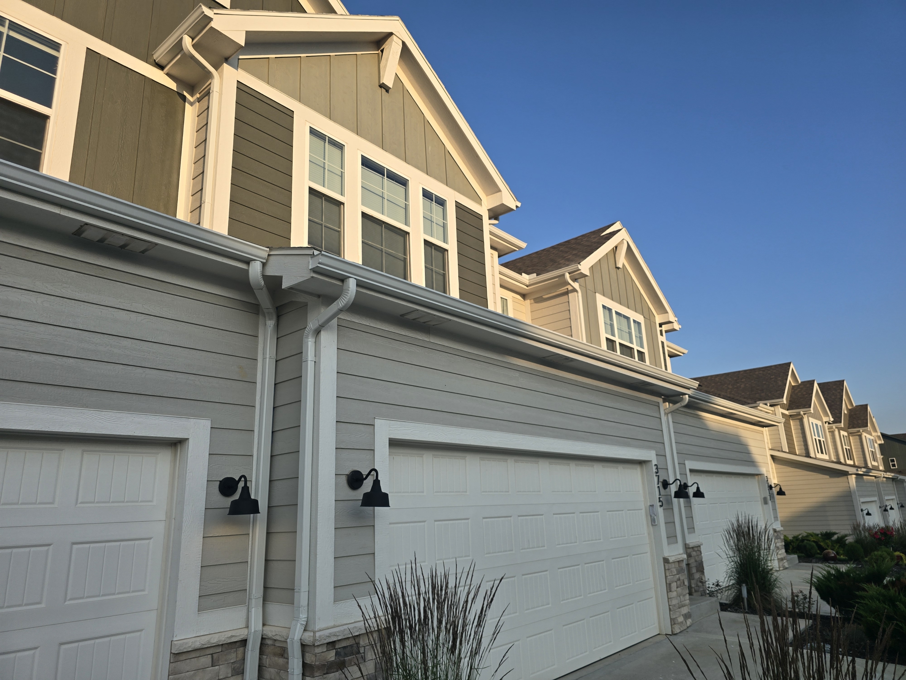 3713 Southwest Walsh Drive - 1