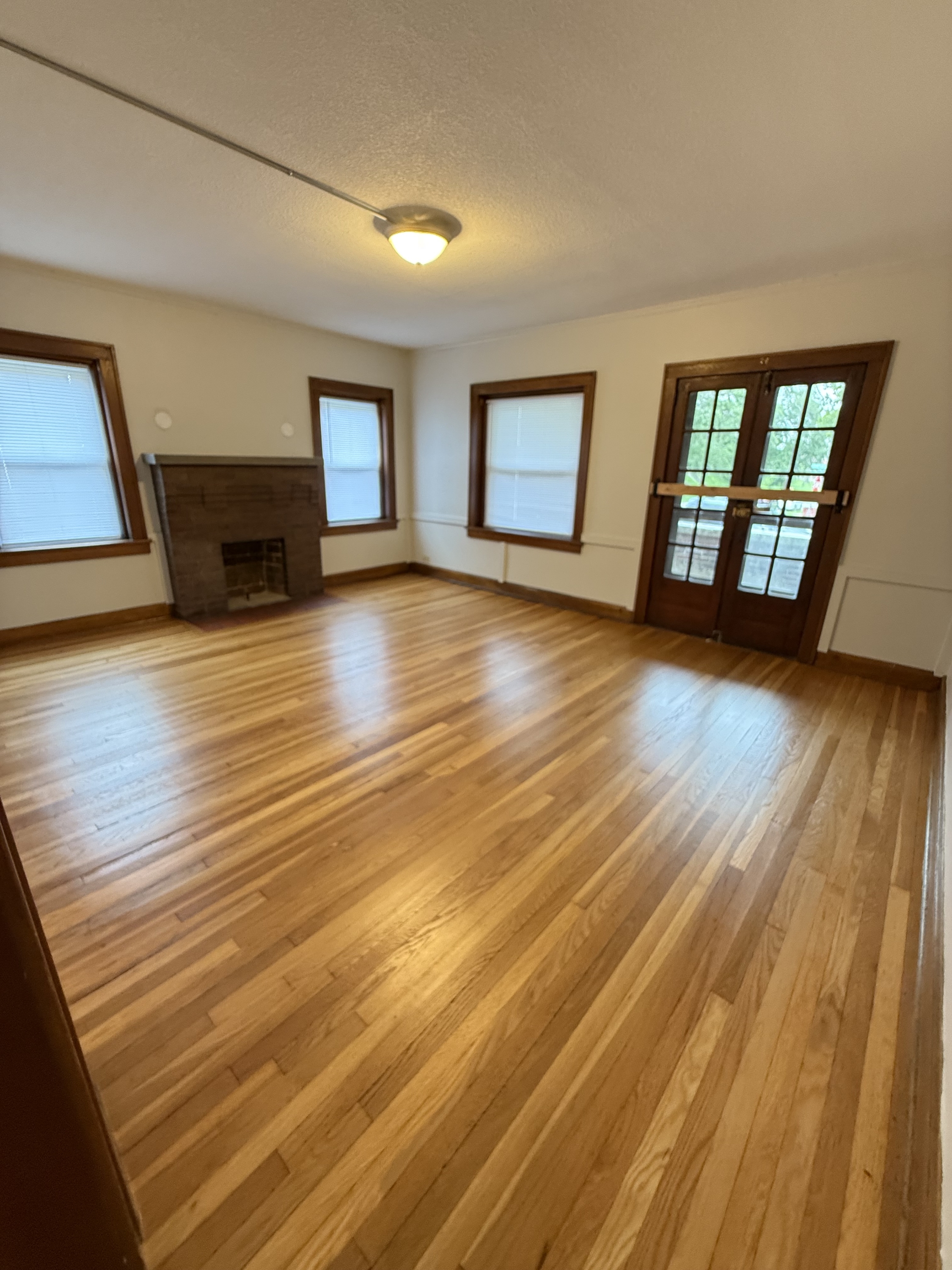 853 Barnett Avenue - 1E