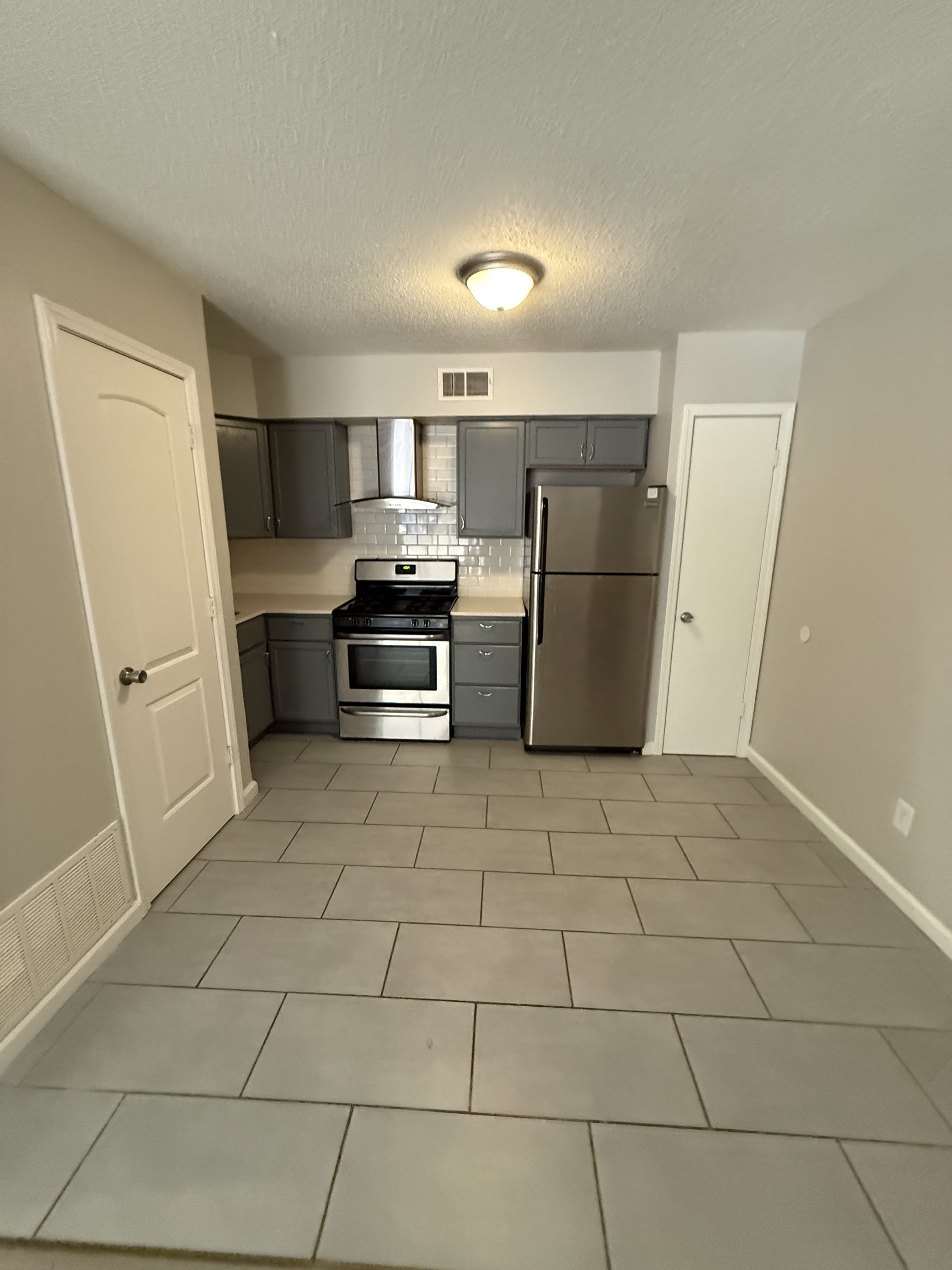 4130-4132 Fisher Street - 4130-2