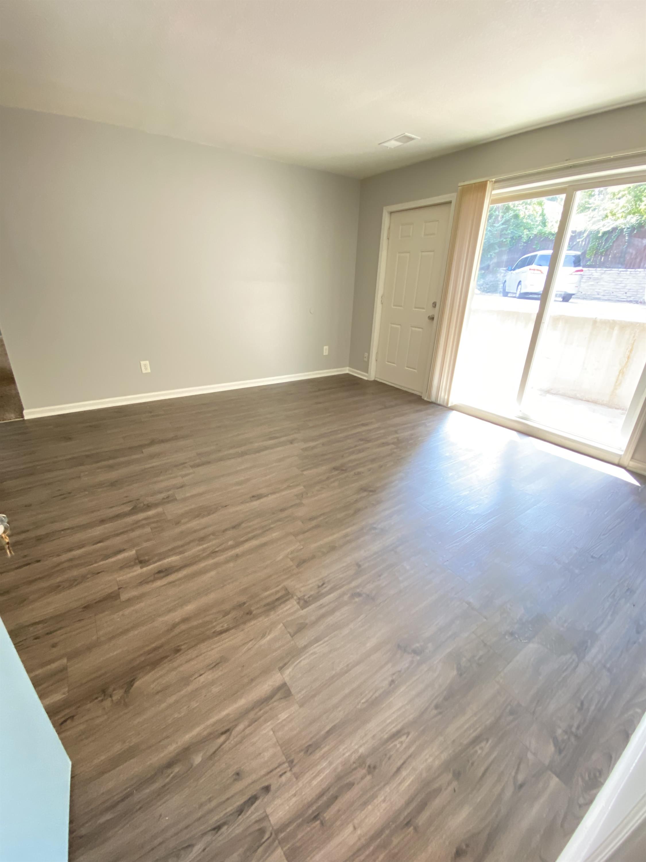 4130-4132 Fisher Street - 4132-2